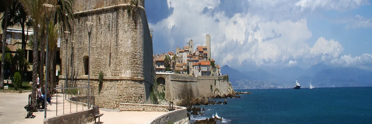 image-decoupe-laser-antibes.webp Image Découpe laser Antibes